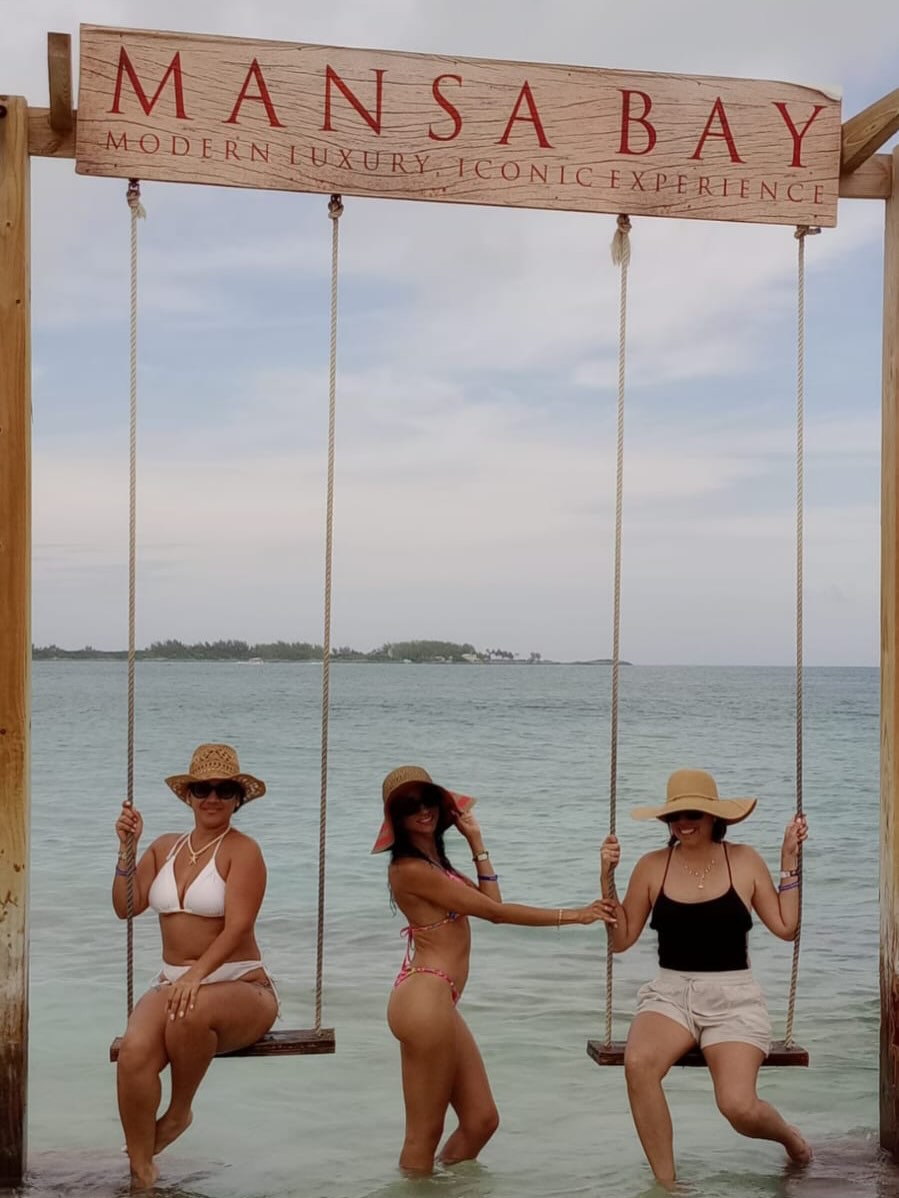 mansa-bay-bahamas-beach-tour