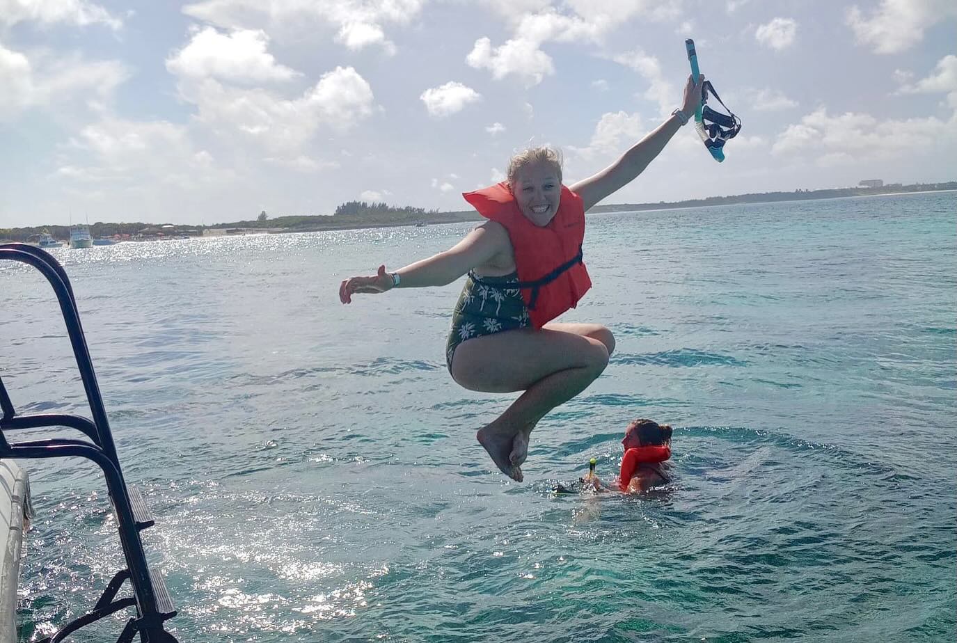 private-rose-island-beach-snorkeling-tour